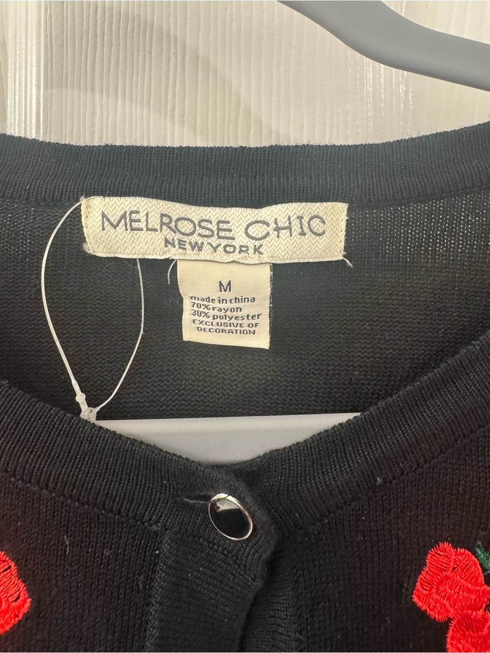 Melrose Chic NY Black Cardigan with Red Rose Embroidery Size M - Picture 3 of 3